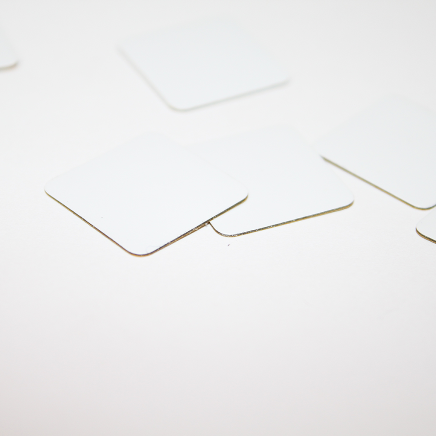 NFC sticker ANTI-METAL NTAG213 19mm x 19mm - plain glossy white + 3M glue