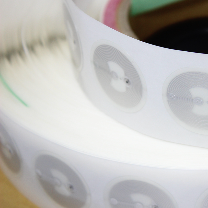 30mm Clear Waterproof Tough PET Sticker Tag NXP NTAG424 DNA